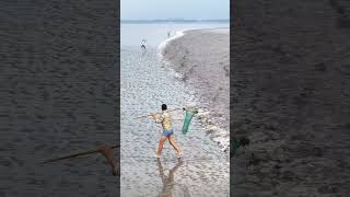 Tide Chasing  Fishing  Catching Fish at the Tides Edge  Qiantang River Tidal Bore Oct 18 [upl. by Aynwat]