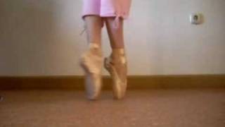 pointe practice 8 bloch suprima [upl. by Ahsyas]