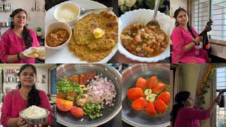 kitchen की window चमक gyi glass vaccume cleaner Breakfast🍱 lauki paratha🌺 tamatar pyaz ki chutney [upl. by Yhtir]