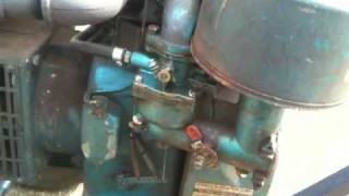 Briggs amp Stratton 10HP Engine  Generator on wheels [upl. by Mathe174]