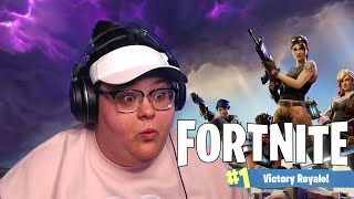 PLAYING FORTNITE FOR THE FIRST TIME [upl. by Stoops974]