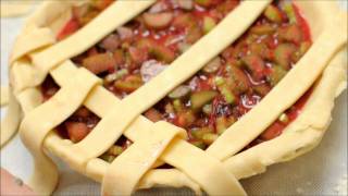 How to weave a latticetop pie crust SomethingEdiblecom [upl. by Emanuela463]