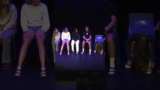 Hypnose  Sådan hypnotiserer du de andre hypnose comedy humor standup [upl. by Ellenoj]