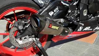 BMW S1000RR MY 2014  Full Carbon Ecu TunedFull Short Akra Exhaust [upl. by Eivol]