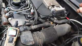 Jaguar X Type 20D  no power  P132B fault code [upl. by Ahsiekam]