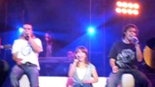 Erreway  Bonita de mas y Sera de Dios Live Madrid [upl. by Rentsch678]