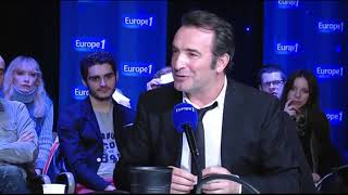 Jean Dujardin  quotGeorge Clooney déconne tout le temps il a 12 ans quot [upl. by Haisa]