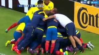 Ecuador vs Chile 30  Goles amp Resumen  Eliminatorias Rusia 2018 6102016 [upl. by Stormi]