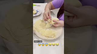 被饺子皮欺负 🥲 imjacelyn 饺子 gyoza [upl. by Anertal473]