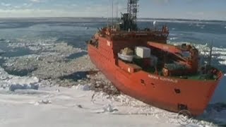 Russian ship trapped in Antarctic ice Australian rescue effort underway [upl. by Karee]