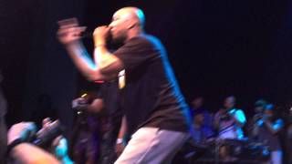 Common and Slum Village  quotTheloniousquot LIVE [upl. by Cathyleen]