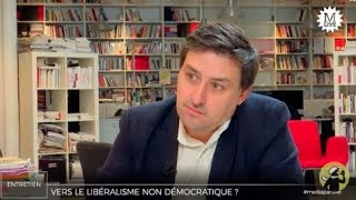 Le néolibéralisme de Macron implique le passage en force contre la société [upl. by Aridaj696]