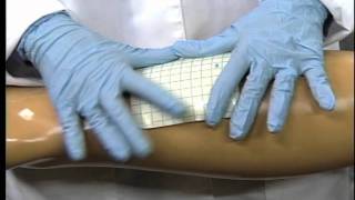 3M™ Tegaderm™ Foam Dressing Nonadhesive  Application and Removal [upl. by Benoit]