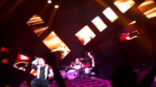 Diamond Eyes Boom Lay Boom SHINEDOWN LIVE 7710 [upl. by Helge]