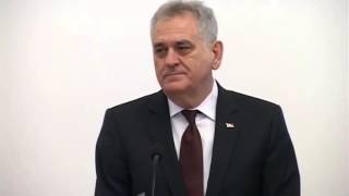 Tomislav Nikolic ispravlja prevodioca na engleskom [upl. by Mcdowell]