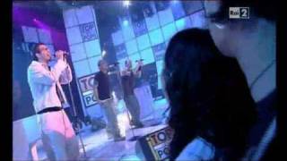 Gemelli Diversi  Top Of The Pops  Mary 2003 [upl. by Nonnerb]