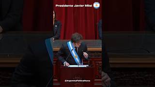 Javier Milei a Kirchnerista quotmira que yo lea o no vos seguís sumando con dificultad Martínezquot [upl. by Euqirrne]