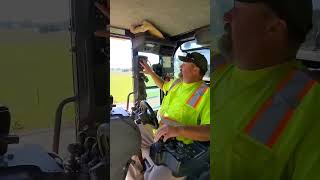 How to run a John Deere Grader [upl. by Klarrisa]