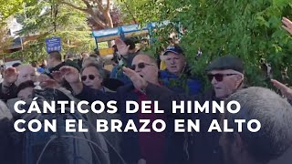 quot¡Arriba Españaquot cánticos del himno con el brazo en alto en Mingorrubio [upl. by Buxton]