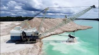 Walking Dragline Excavator Massive Machine in Action [upl. by Marolda]