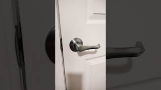 Door knob viralvideo [upl. by Nyleak]