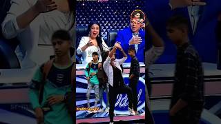 Aa gaya Aa Gaya Dil Churane Aa Indian idol Romantic video trending indianidol13 aparajitashorts [upl. by Penny]