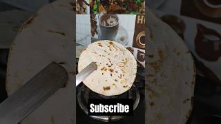 Chawal ke aate ki roti roti recipe viralvideo love [upl. by Namya]