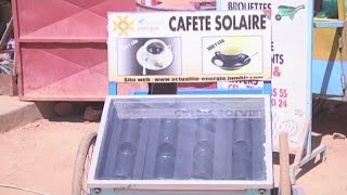 Burkina faso Un kiosque solaire pour préserver lenvironnement [upl. by Orlene577]