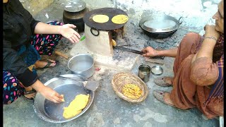 Makki ki roti prepared by my mother in desi style😍 VillageRural life of Punjab India [upl. by Lydon]