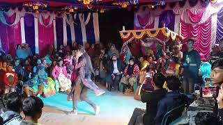 Dhuk Dhuk kore। Duno ballon dhuk dhuk kore। Bangla Dance। New weeding Dance performance by Sunny [upl. by Tneciv324]