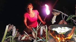 Night of the catch Insect for survival food Baby duck egg cooking for dinner Top 5 Survival video [upl. by Foushee344]