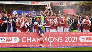 Cheltenham Town lift the 202021 League Two trophy [upl. by Enialedam]