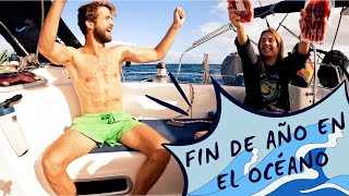 NUEVO AÑO EN EL OCÉANO  Cruce del Atlántico en velero  Pesca y cocina abordo Ep 11 [upl. by Pozzy]