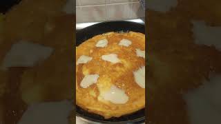 Frittata con formaggio [upl. by Schoening]