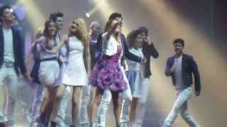 Violetta en el teatro Gran Rex  Ser Mejor y Beso Leonetta [upl. by Eiramana392]