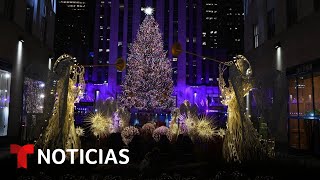 Así fue el encendido del gigantesco árbol de Navidad del Rockefeller Center  Noticias Telemundo [upl. by Nerac83]