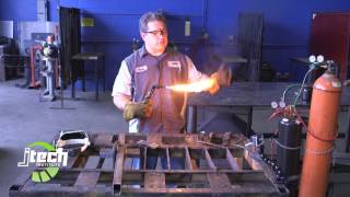 How to properly use an oxygen acetylene torch for cutting [upl. by Leamhsi]