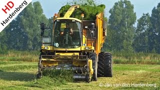 New Holland FX50  Bunker forage harvester  Lucerne harvest  Ruinerwold  Staverden  Nederland [upl. by Elvia171]