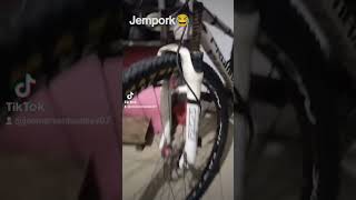 How to lowered your forkmtb fork diy shorts fyp [upl. by Nerra]