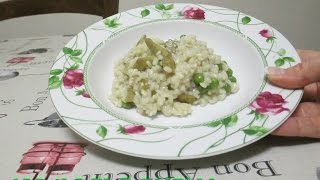 Risotto con carciofi e piselli [upl. by Terb]