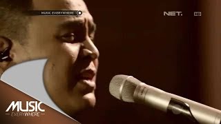 Tulus  Jangan Cintai Aku Apa Adanya  Music Everywhere [upl. by Vittoria975]