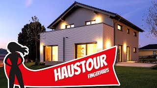 Haus mit Dachterrasse  Förderung für nachhaltiges Bauen von Fingerhaus  Haustour  Hausbau Helden [upl. by Iruy594]