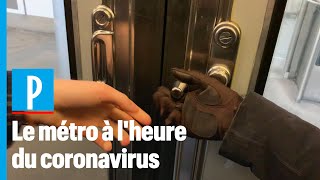 Prendre le métro à lheure du coronavirus  « Je nouvre plus la porte de la rame  » [upl. by Ky]