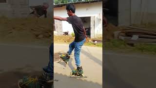 Skating 1 whell practice 😍brotherskatinggirlsreactionskating [upl. by Hamford]