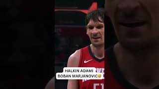 Boban Marjanovic Clippers taraftarının bedava tavuk yiyebilmesi için serbest atışı kaçırıyor 🤣 [upl. by Nylecaj]