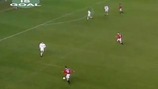 Goal Teddy Sheringham Manchester United vs FC Kosice 27111997 [upl. by Ambrosi512]