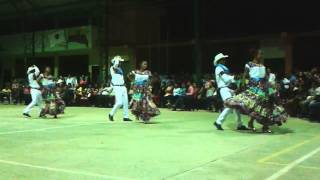 Chica Linda musica Julio Jaramillo Coreografia Liseth palacios y Cristhian Velez [upl. by Trinl905]