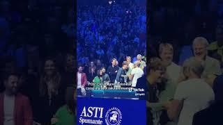 Jannik Sinner il saluto alla Mamma poco prima della premiazione alle ATP Finals ❤️🦊🏆 [upl. by Aydni852]