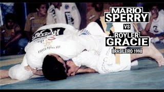 MARIO SPERRY SUBMITS ROYLER GRACIE WITH CLOCK CHOKE  Brazilian Nationals 1998 [upl. by Lleryd924]