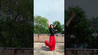 Nagada sang Dhol baje dance song dancecover dancecraze shortfeed shoetreel RiyaMaurya [upl. by Nowed]